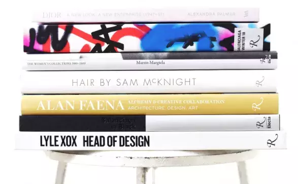 Co si přečíst v měsíci květnu Co si přečíst v měsíci květnu