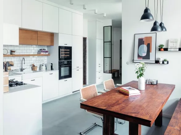 Interiér měsíce: Industriál s kytičkou Interiér měsíce: Industriál s kytičkou