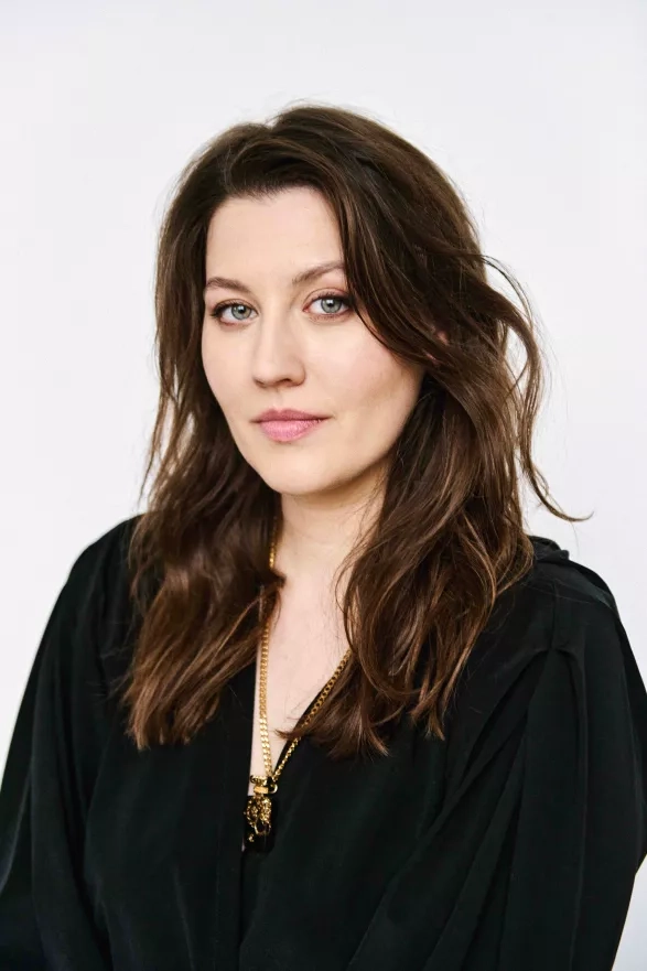 Valentina NÍzká Valentina NÍzká