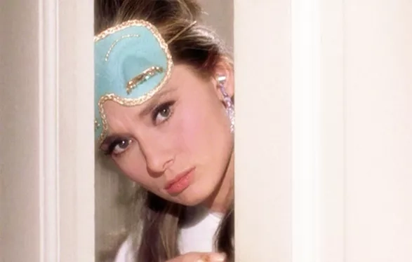 Audrey Hepburn v kultovním filmu Snídaně u Tiffanyho Audrey Hepburn v kultovním filmu Snídaně u Tiffanyho