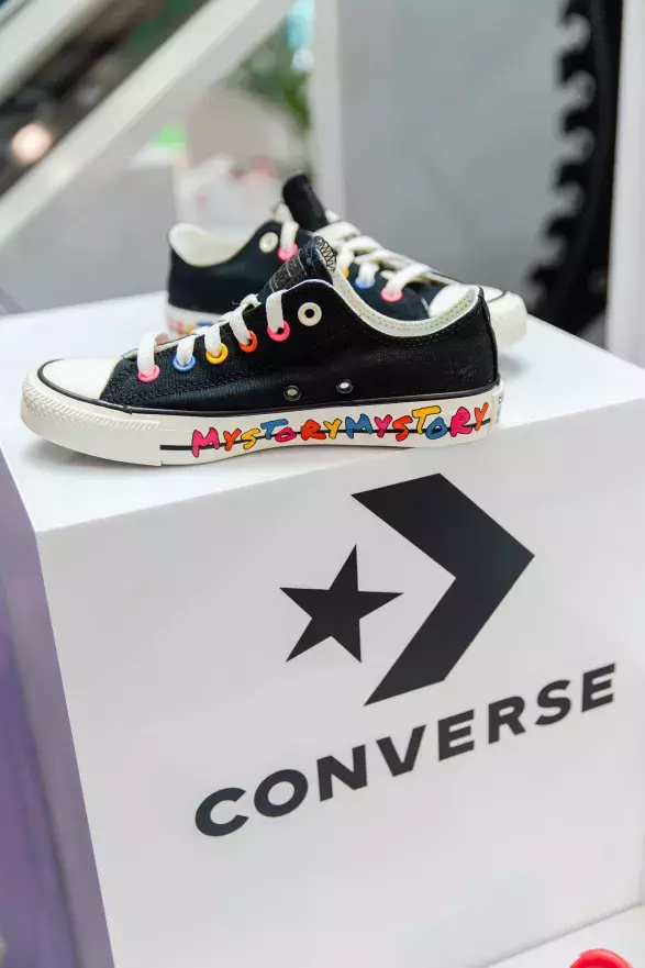 Nová prodejna eobuv.cz a MODIVO Nová prodejna eobuv.cz a MODIVO