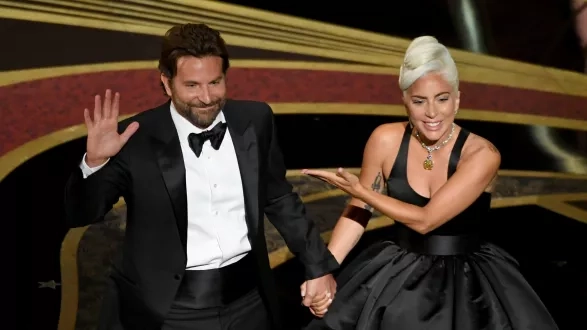 Bradley Cooper a Lady Gaga Bradley Cooper a Lady Gaga