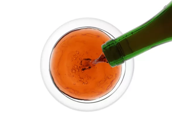 Oranžové víno Oranžové víno