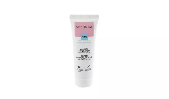 ALL DAY HYDRATOR dodá svěžest po dobu 24/7. ALL DAY HYDRATOR