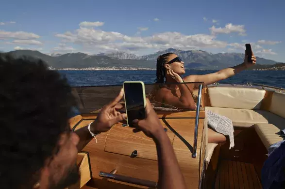 Cloutlighting Cloutlighting