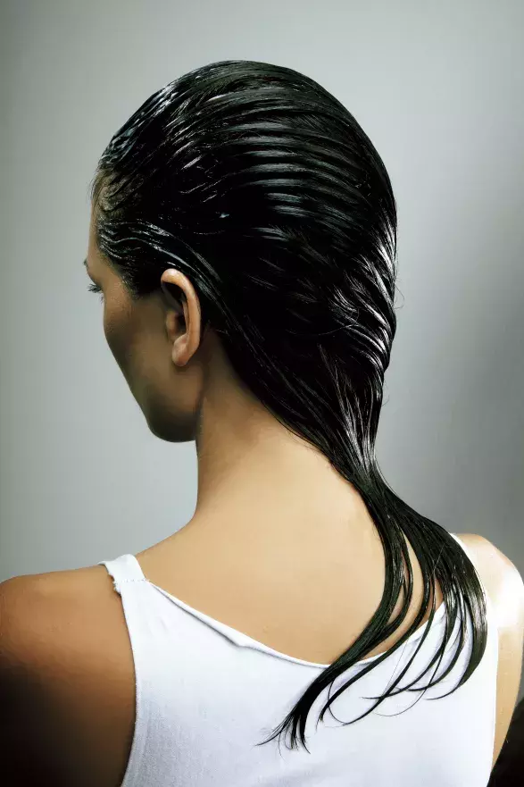 Hair oiling metoda Hair oiling metoda