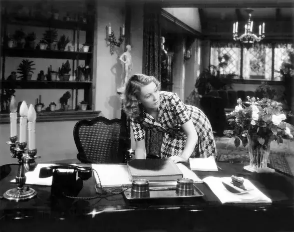 Eva tropí hlouposti Eva tropí hlouposti