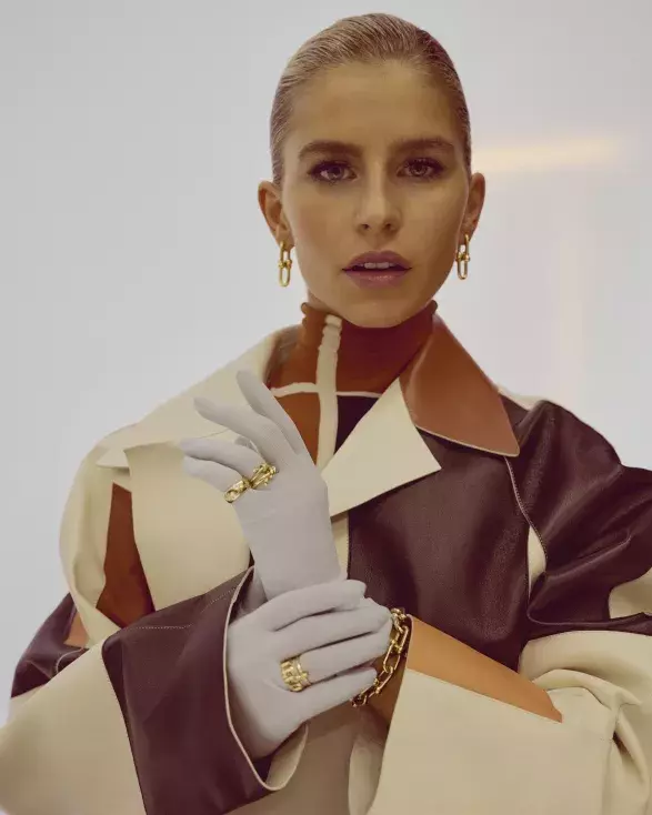 Caro Daur pro ELLE Czech Caro Daur pro ELLE Czech