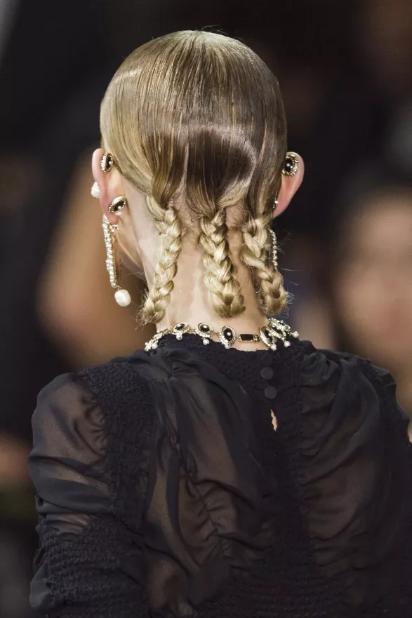 Elegantní copánky Elegantní copánky