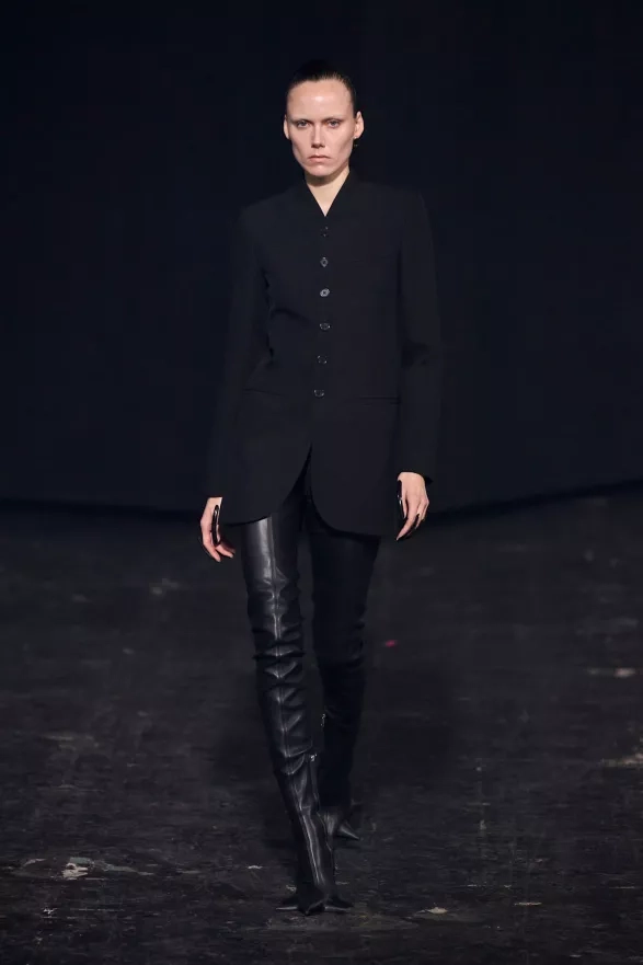 Ten nejvyšší corpcore Ten nejvyšší corpcore