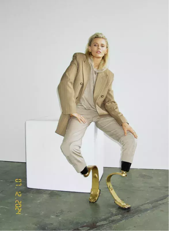 Lauren Wasser Lauren Wasser