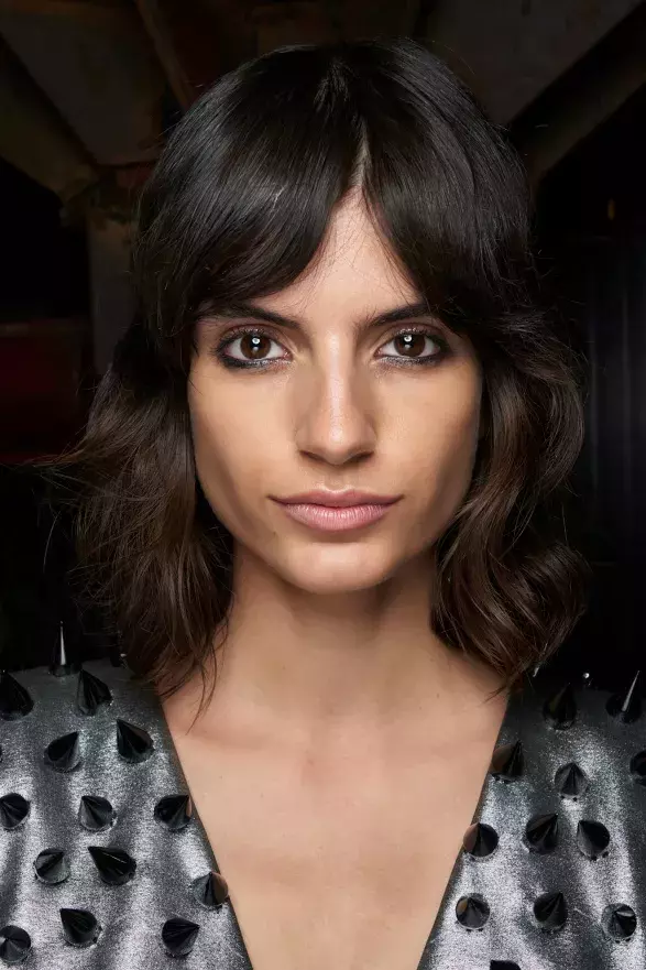 Barvy na vlasy roku 2025 Barvy na vlasy roku 2025