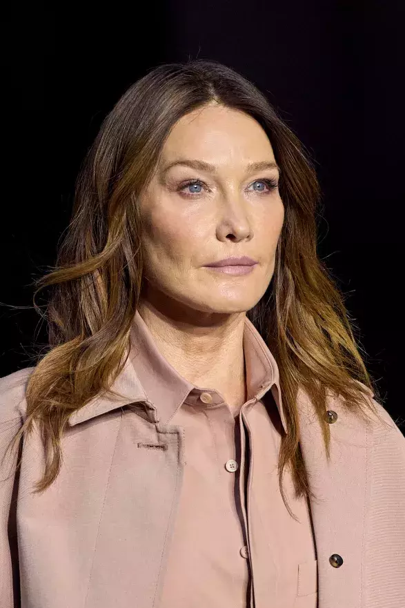 Barvy na vlasy roku 2025 Barvy na vlasy roku 2025