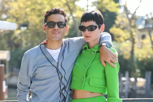 Rami Malek, Emma Corrin Rami Malek, Emma Corrin