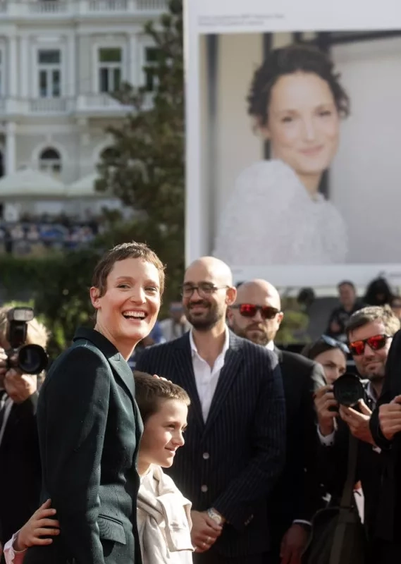 Vicky Krieps Vicky Krieps