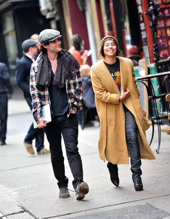 Zoe Kravitz, Penn Badgley Zoe Kravitz, Penn Badgley