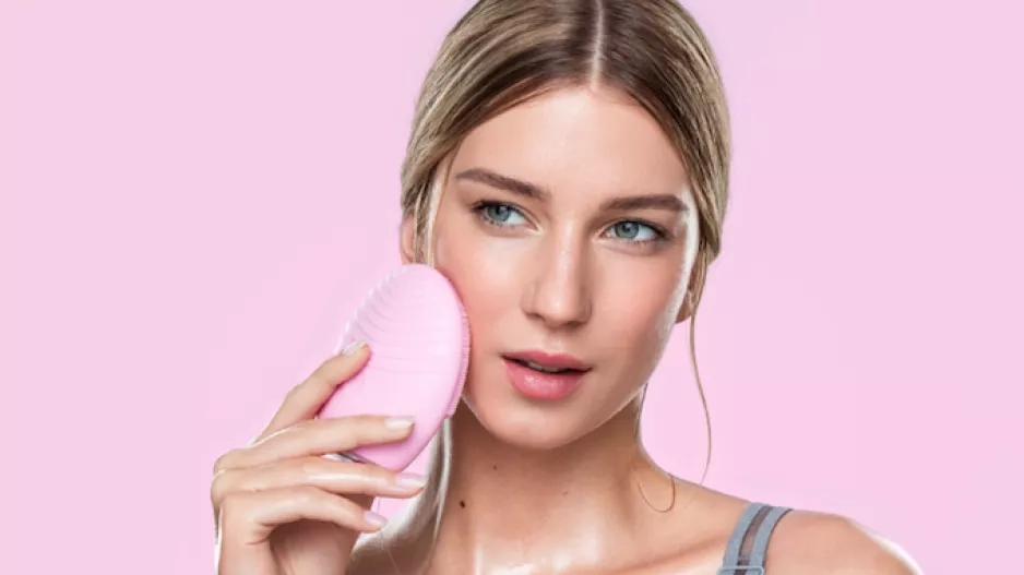 Luna 3 - masážní a čistící kartáček v jednom Luna 3 - masážní a čistící kartáček v jednom