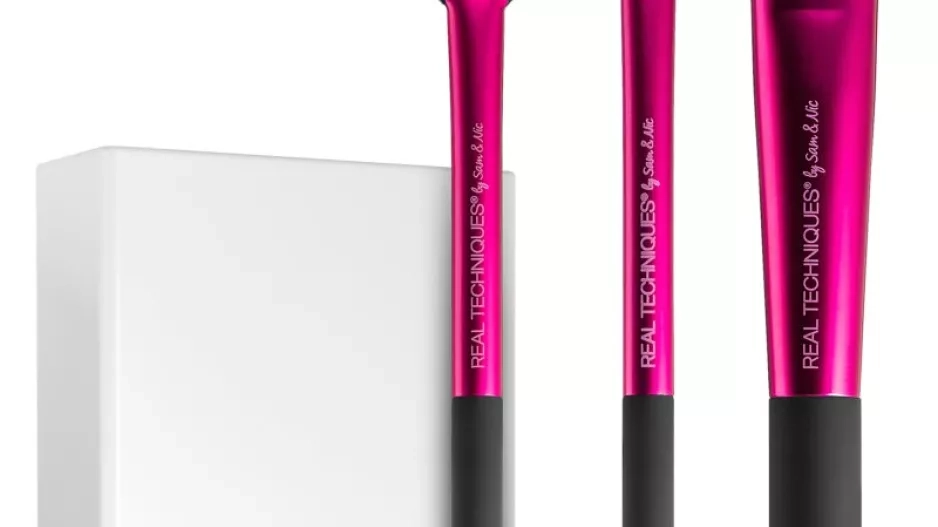 Kosmetická sada štětců, Original Collection Finish, REAL TECHNIQUES, 649 Kč Kosmetická sada štětců, Original Collection Finish, REAL TECHNIQUES, 649 Kč