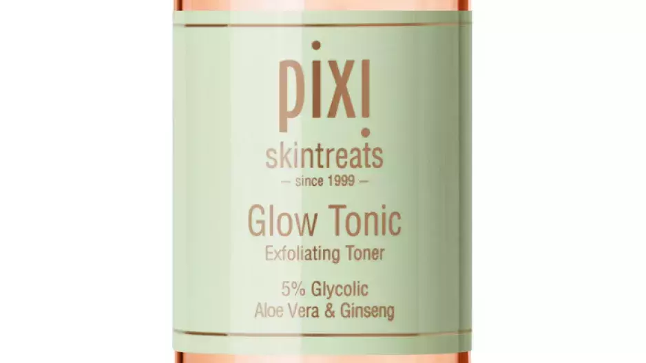 Pleťové tonikum, Glow Tonic, PIXI, prodává Sephora.cz, 340 Kč Pleťové tonikum, Glow Tonic, PIXI, prodává Sephora.cz, 340 Kč