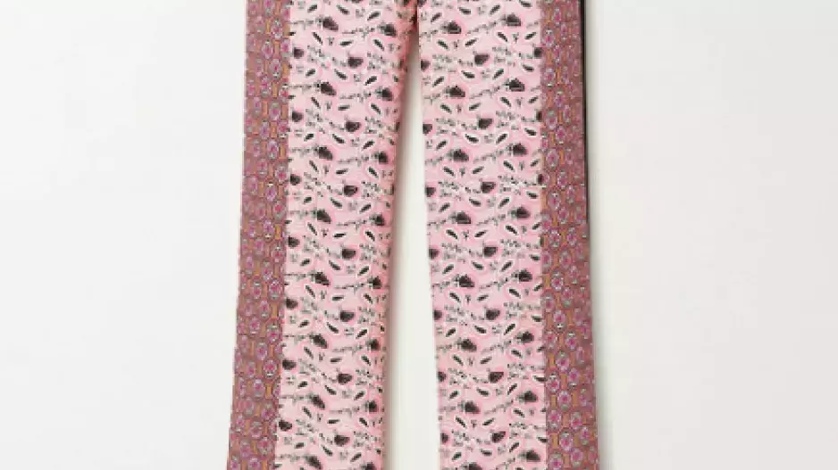 pyžamové kalhoty, Prada, 23 790 Kč pyžamové kalhoty, Prada, 23 790 Kč