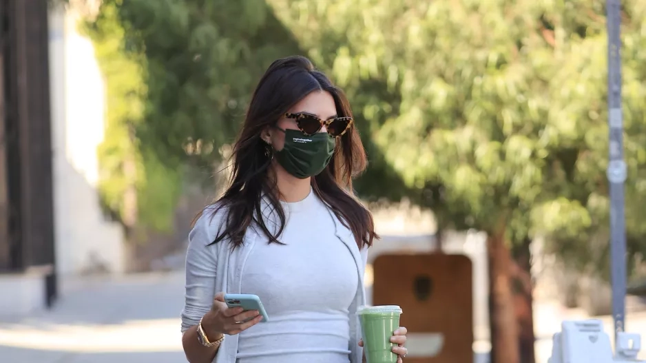 Emily Ratajkowski Emily Ratajkowski