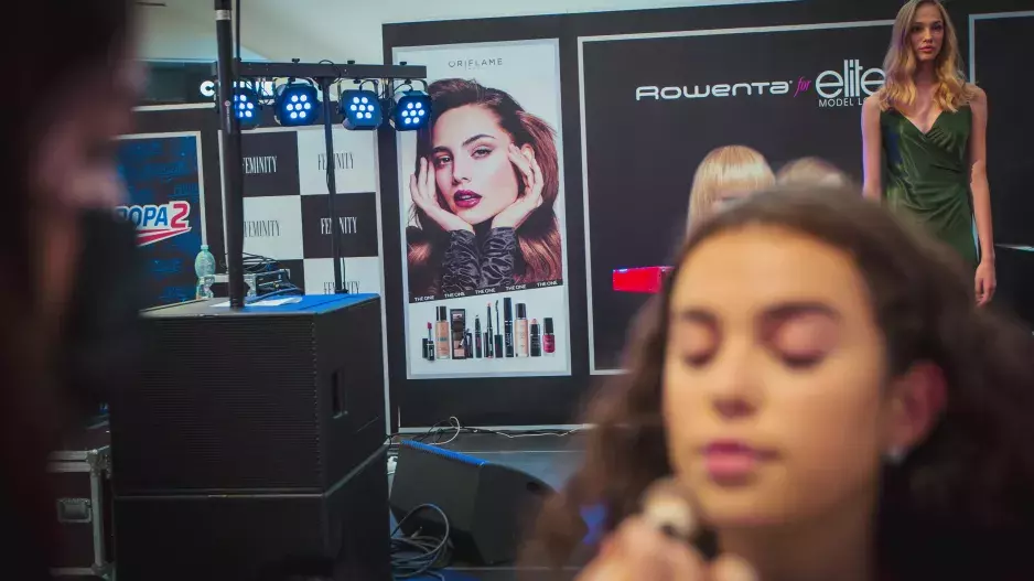 Chcete profesionální líčení a rady zadarmo? Hledejte Oriflame! Chcete profesionální líčení a rady zadarmo? Hledejte Oriflame!