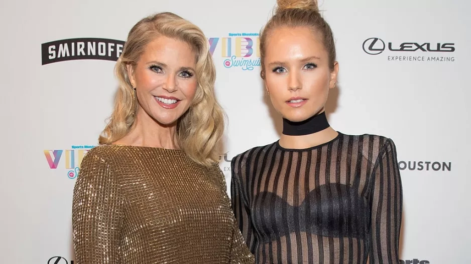 Christie Brinkley a Sailor Brinkley Cook Christie Brinkley a Sailor Brinkley Cook