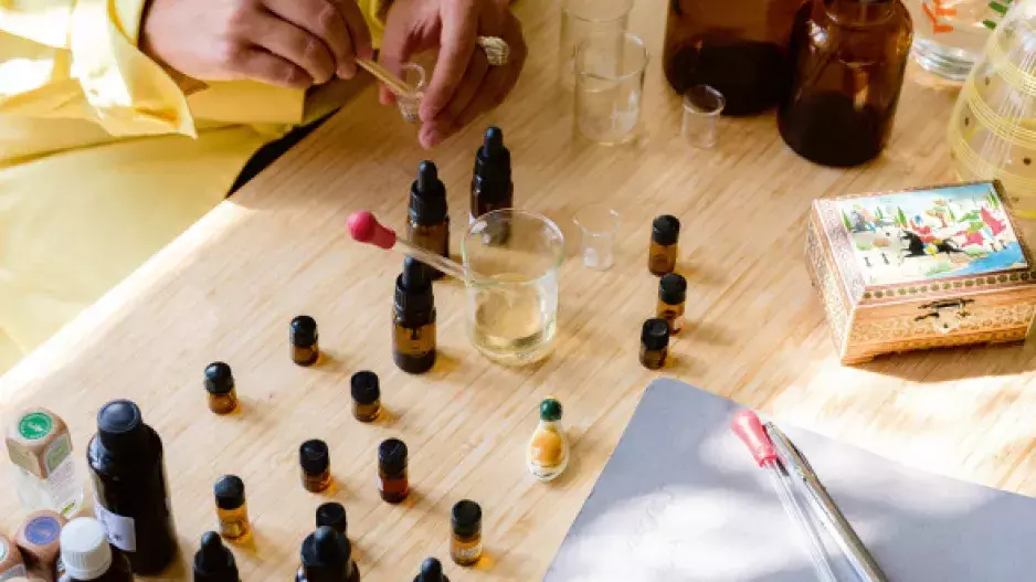 SCENT ROCHE SCENT ROCHE