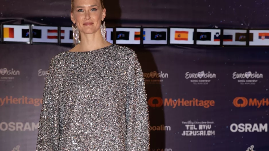 Bar Refaeli na Eurovizi v roce 2019 Bar Refaeli na Eurovizi v roce 2019
