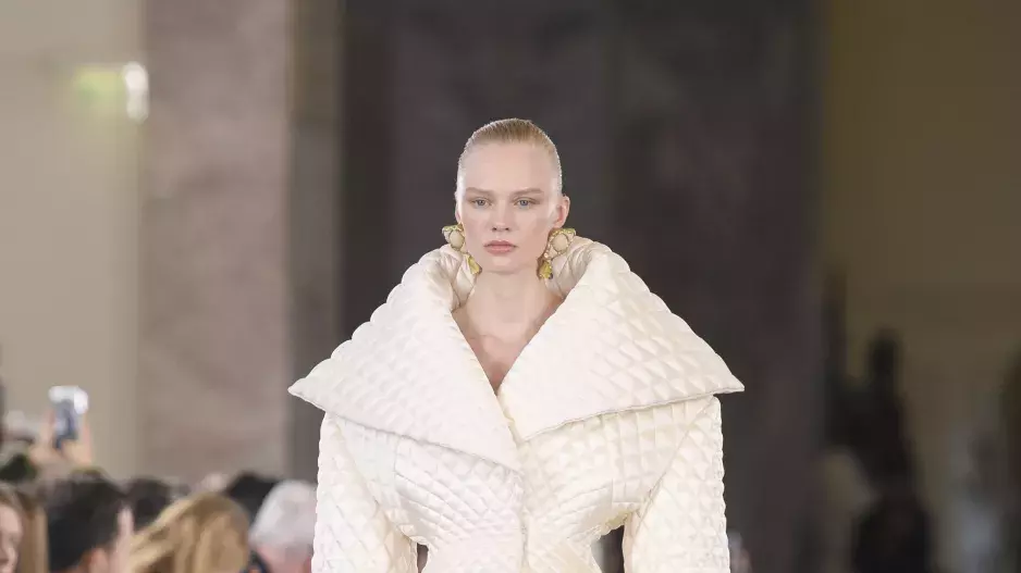 Schiaparelli S/S 2023 Schiaparelli S/S 2023