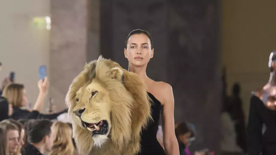 Schiaparelli S/S 2023 Schiaparelli S/S 2023