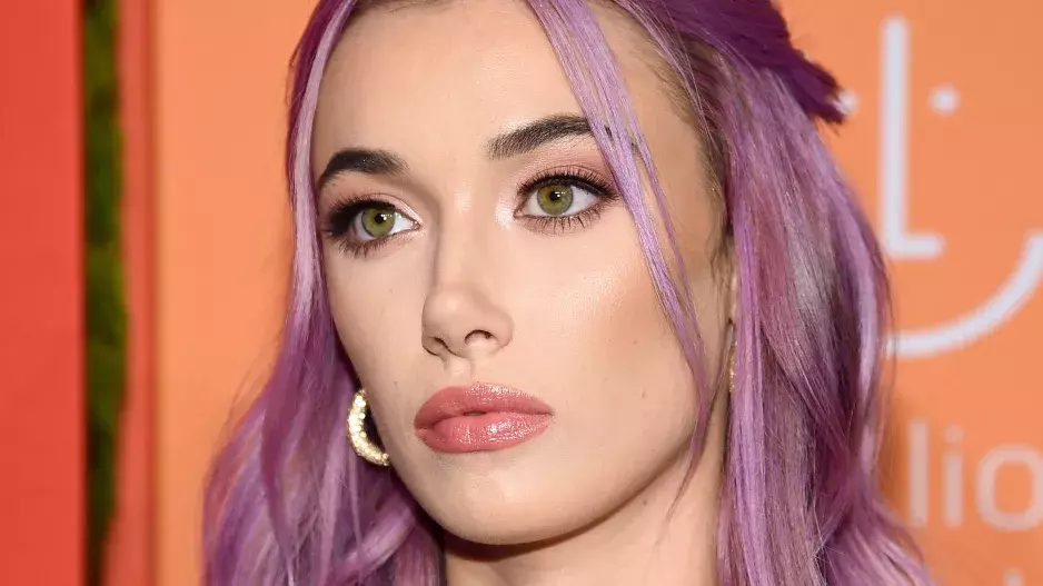 Vlnitý účes Vlnitý účes