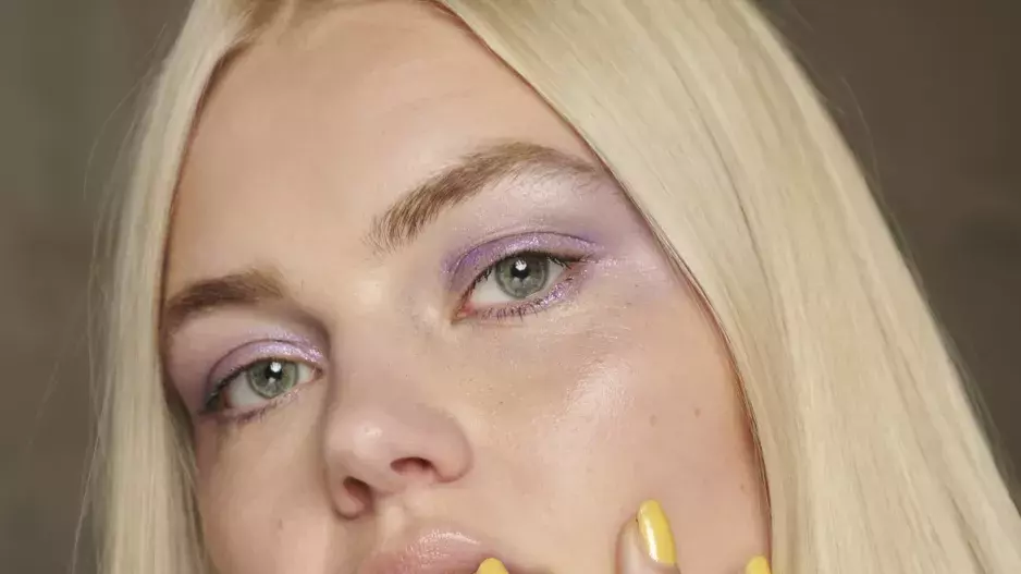 Trendy make-up Trendy make-up