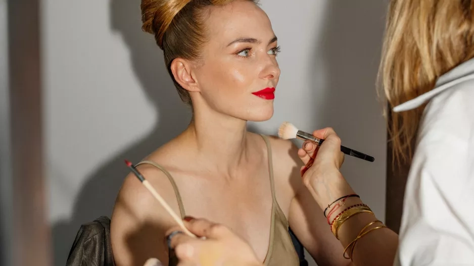 ELLE Beauty Lounge ELLE Beauty Lounge