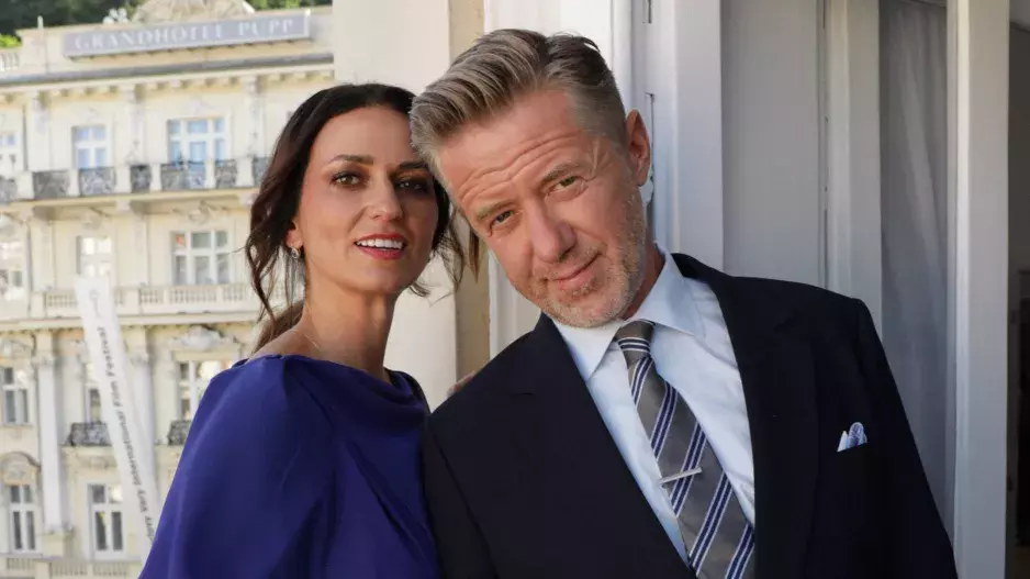 ELLE Beauty Lounge ELLE Beauty Lounge