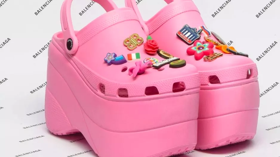 Crocs shoes Crocs shoes