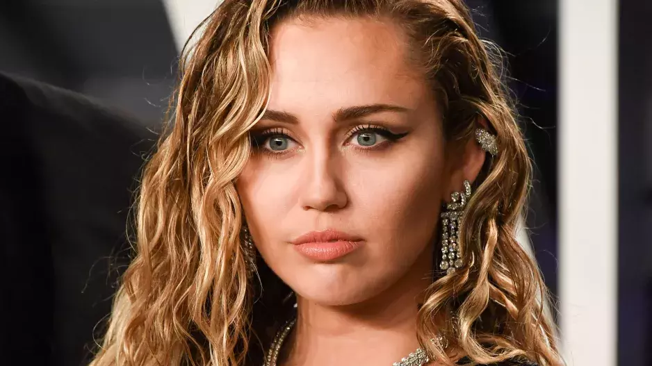 Zesvětlené prameny ve vlasech Zesvětlené prameny ve vlasech