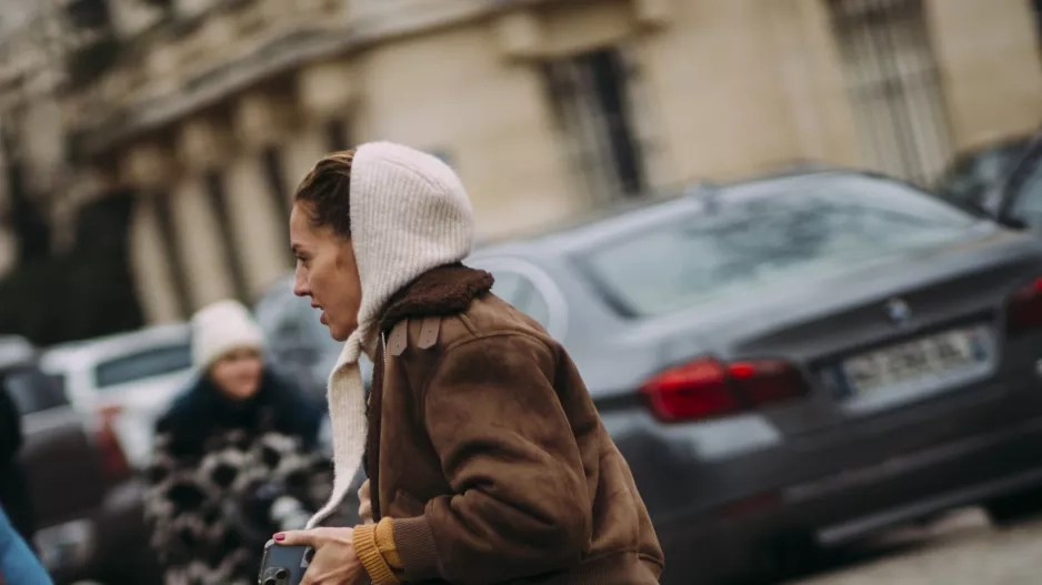 Hnědá, barva podzimu Hnědá, barva podzimu