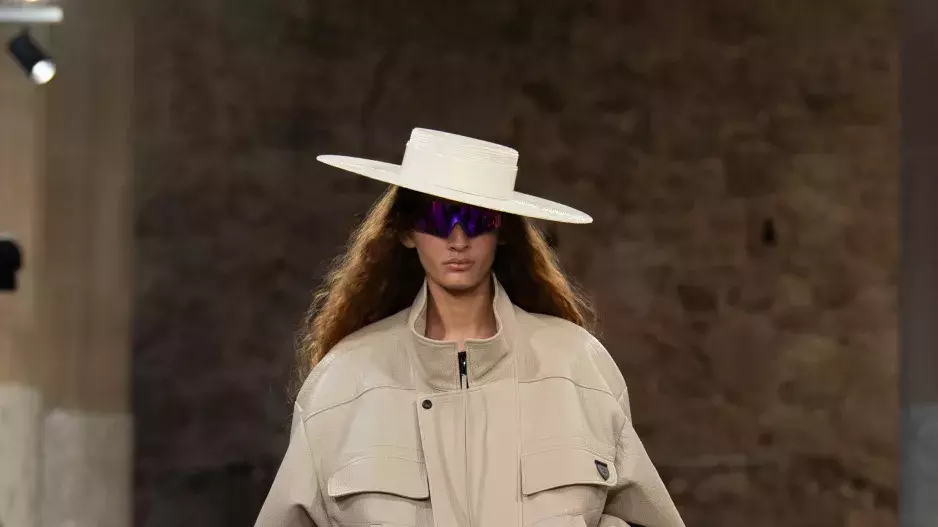 Louis Vuitton Louis Vuitton