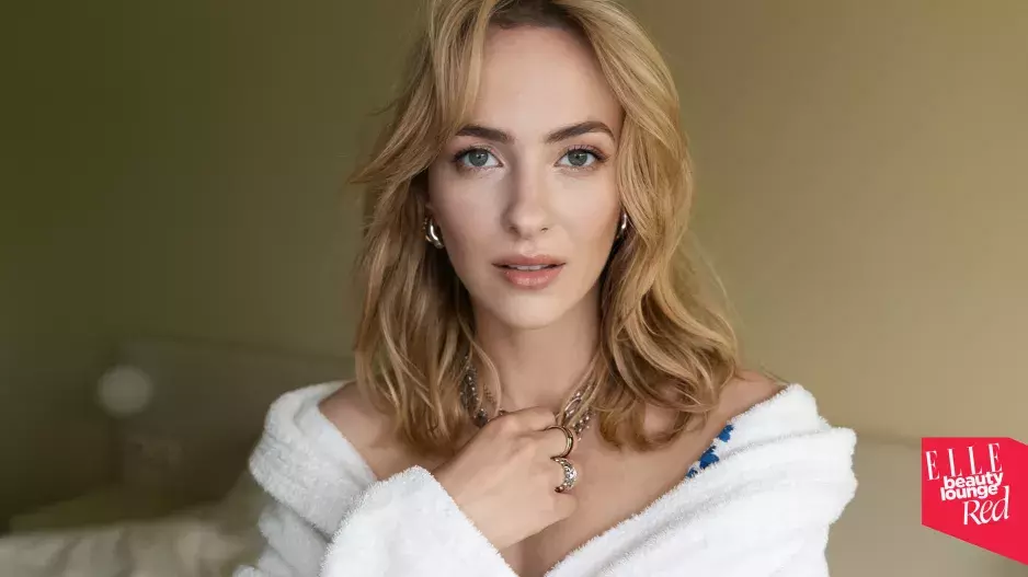 Elle Beauty Lounge Red Elle Beauty Lounge Red