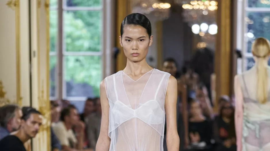 Sheer trend Sheer trend