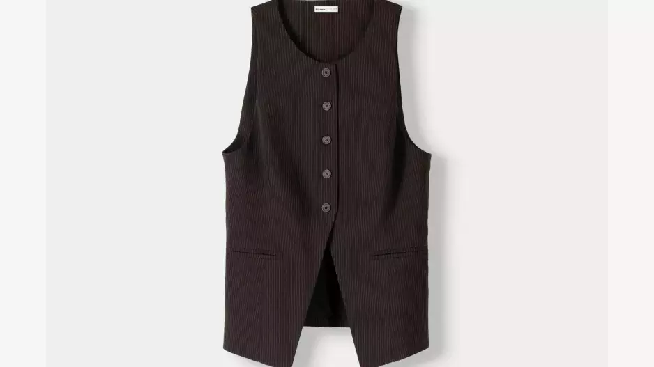 Hnědá vesta, Bershka Hnědá vesta, Bershka