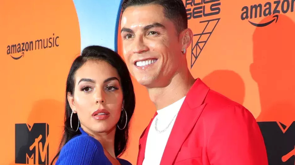 Manželství celebrit s obyčejnými lidmi Manželství celebrit s obyčejnými lidmi