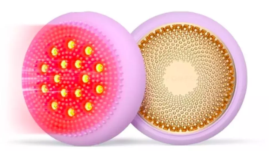 Hi-tech beauty Hi-tech beauty