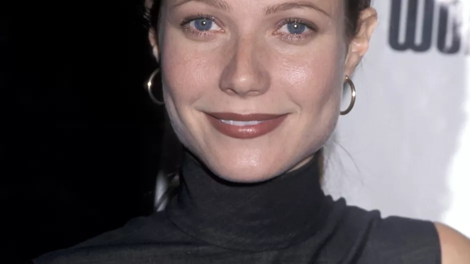 Hoop earrings Hoop earrings