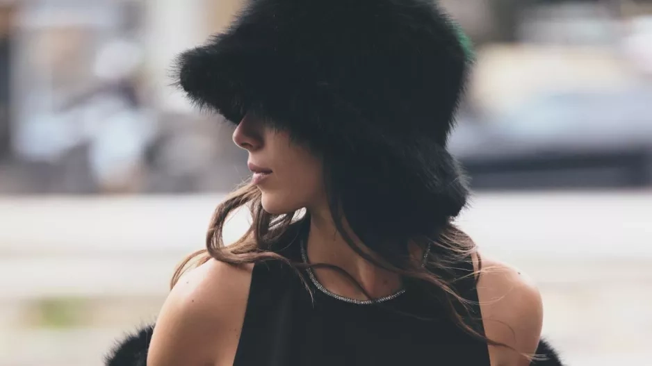 Bucket hat z umělé kožešiny Bucket hat z umělé kožešiny