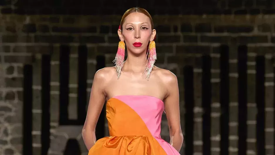 Kolekce Carolina Herrera Resort 25 Kolekce Carolina Herrera Resort 25