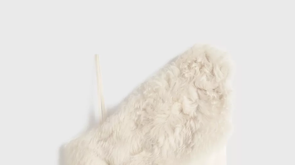 Top s kožešinovou aplikací Top s kožešinovou aplikací