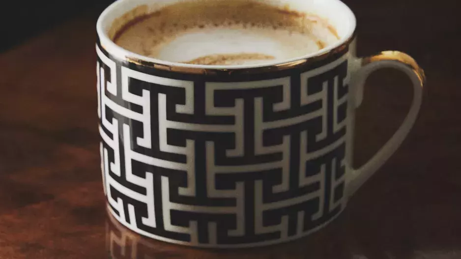 Porcelánový šálek Porcelánový šálek