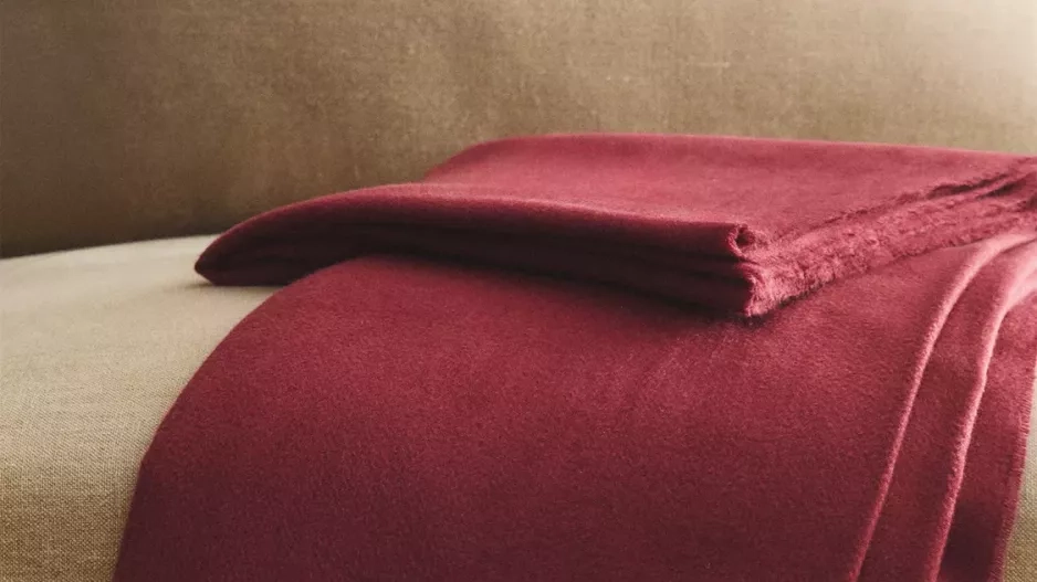 Deka s třásněmi Deka s třásněmi